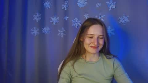 Annie online show from December 14, 12:01 am