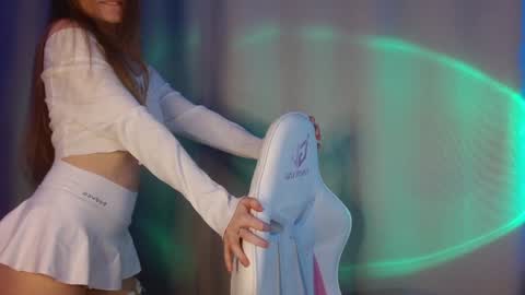 Annie online show from January 24, 9:05 pm