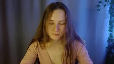 Annie online show from October 6, 7:55 pm