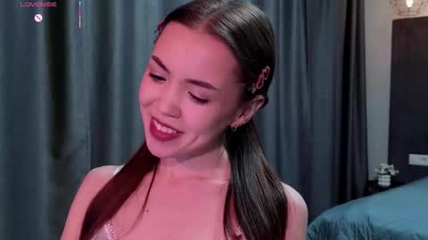 sweetieee_kira online show from February 14, 1:24 am