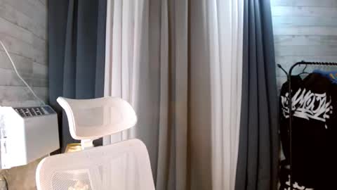 sweetiefox1 online show from October 25, 2:30 am