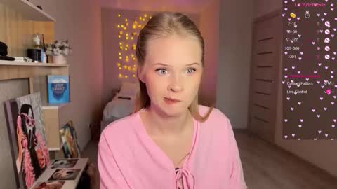 sweetie Lisa3 online show from December 22, 11:18 am