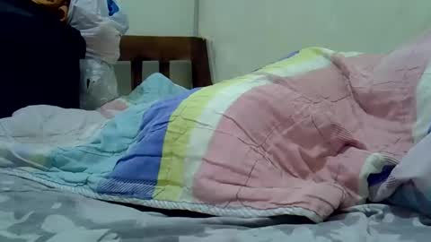 Snapshot of sweetielonglips chatting on January 9, 10:11 pm sweetielonglips online show from January 9, 10:11 pm