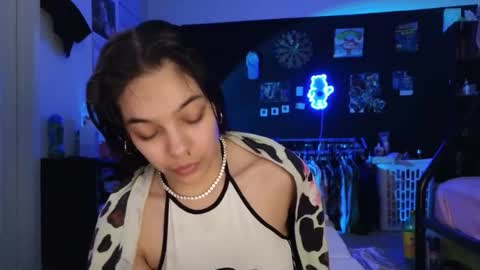 Blu Sweets online show from February 2, 7:34 pm