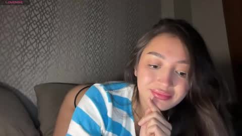 Snapshot of sweetiesoul chatting on February 24, 10:19 pm sweetiesoul online show from February 24, 10:19 pm