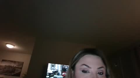 sweetjewlez online show from February 9, 4:05 am