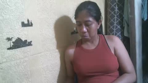 Snapshot of sweetkriss4u chatting on December 6, 3:44 pm Chris online show from December 6, 3:44 pm