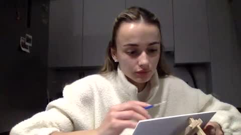 Snapshot of sweetlatalanaa chatting on June 24, 9:25 pm sweetlatalanaa online show from June 24, 9:25 pm