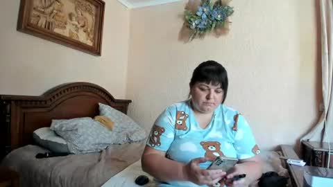Snapshot of sweetlenaandnatalia chatting on August 5, 6:38 am SweetLenaandNatalia online show from August 5, 6:38 am