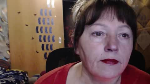 sweetli_angel online show from October 28, 1:31 am