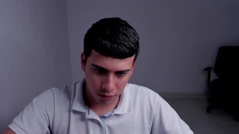 Snapshot of sweetlian_04 chatting on January 15, 6:54 am Lian online show from January 15, 6:54 am