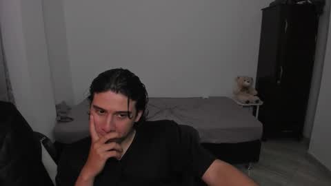 Snapshot of sweetlian_04 chatting on February 3, 3:04 am Lian online show from February 3, 3:04 am