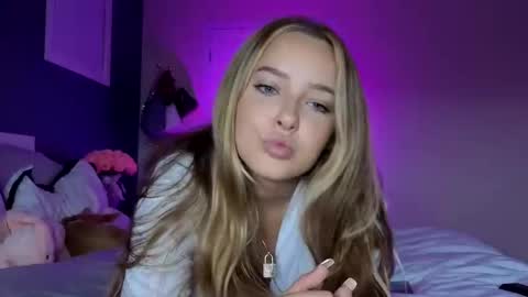 Dolly online show from February 16, 7:04 am