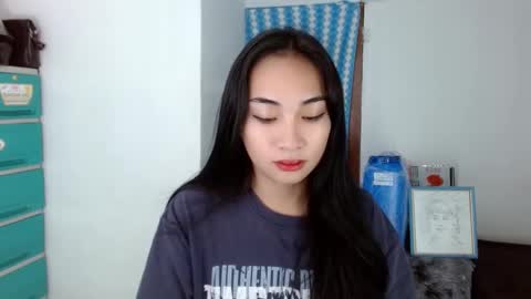 Lilly online show from December 7, 10:12 am