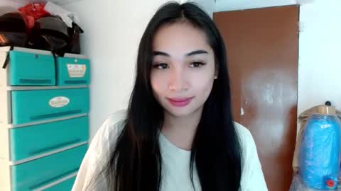 Lilly online show from December 23, 6:48 pm