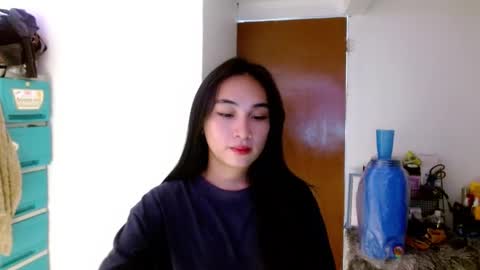 Lilly online show from January 23, 2:44 am