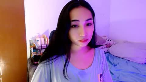 Lilly online show from October 20, 2:12 am