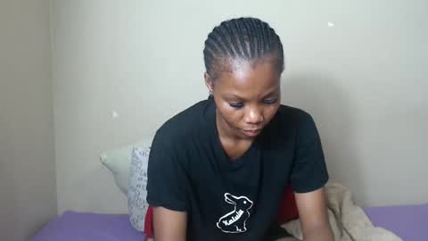Snapshot of sweetlipss_ chatting on September 9, 5:01 pm sweetlipss_ online show from September 9, 5:01 pm