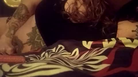 Snapshot of sweetlovebox chatting on November 11, 8:31 pm Jesrotika online show from November 11, 8:31 pm