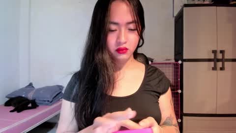 Zoe online show from December 5, 7:28 pm