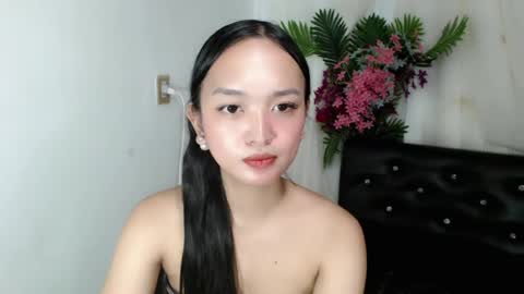 Snapshot of sweetlunarose chatting on July 20, 10:39 am lilcherry online show from July 20, 10:39 am
