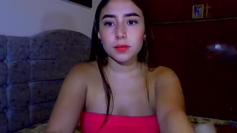Snapshot of sweetmaddiee_ chatting on October 9, 9:24 pm Maddie online show from October 9, 9:24 pm