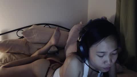 sweetmeeoowe_69 online show from June 8, 12:16 pm