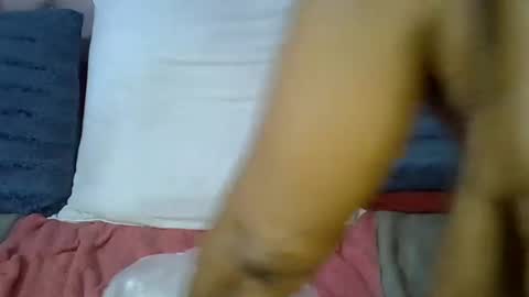 sweetmellowx1 online show from January 25, 6:34 am