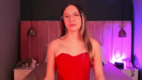 sweetmelodyyy  online show from February 18, 5:09 pm