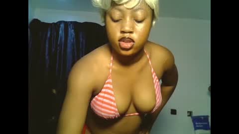 sweetmila9 online show from July 19, 6:39 am