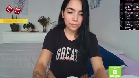 Sweet Mysterious online show from December 18, 5:41 pm