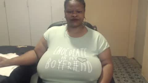 sweetnoziexxx online show from November 7, 5:07 am