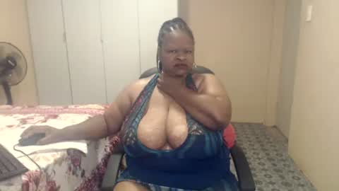 Snapshot of sweetnoziexxx chatting on January 12, 3:34 am sweetnoziexxx online show from January 12, 3:34 am