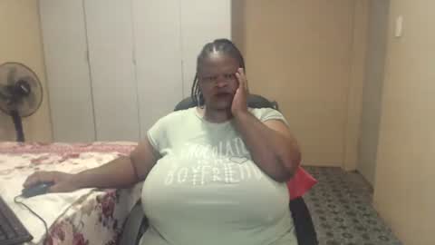 Snapshot of sweetnoziexxx chatting on January 17, 3:22 am sweetnoziexxx online show from January 17, 3:22 am