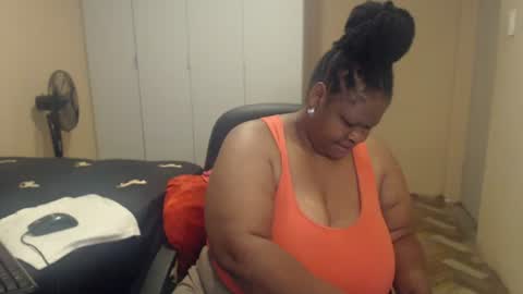 sweetnoziexxx online show from March 25, 7:14 am