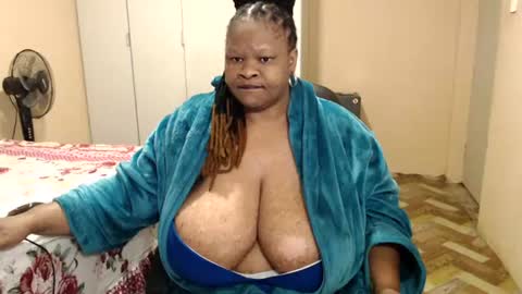 sweetnoziexxx online show from June 30, 4:02 am