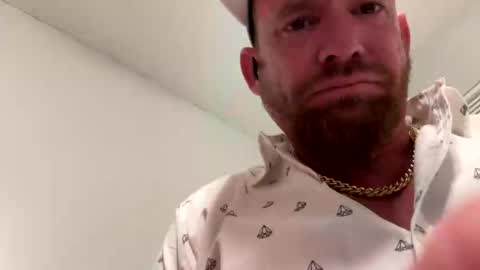 WeAim2PZzz online show from October 14, 4:35 am