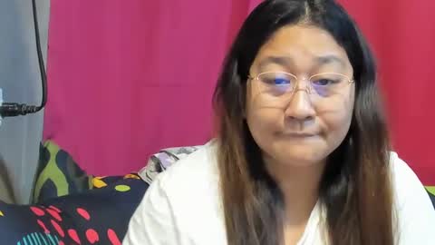 Snapshot of sweetpilipina88 chatting on February 9, 11:04 am MIA online show from February 9, 11:04 am