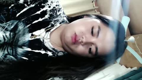 Princess Ella online show from January 1, 3:02 am