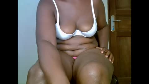 sweetrenne online show from February 20, 12:04 pm