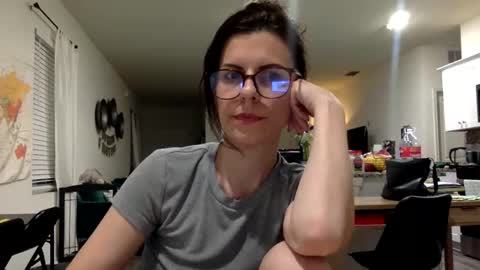 sweetriddance online show from March 26, 6:19 am