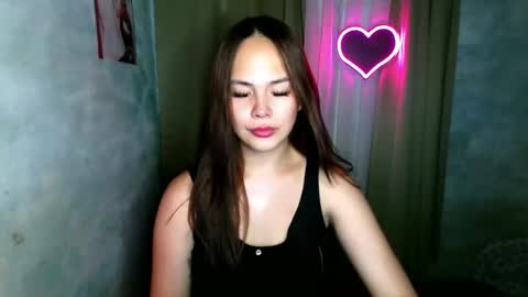 Snapshot of sweetsassyvv chatting on March 3, 5:24 am sweetsassyvv online show from March 3, 5:24 am