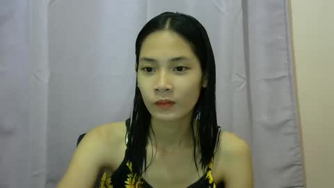 Snapshot of sweetsexygirl20 chatting on December 19, 9:07 am Mia online show from December 19, 9:07 am