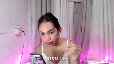 Snapshot of sweetsin_pinay chatting on February 18, 10:33 am sweetsin_pinay online show from February 18, 10:33 am
