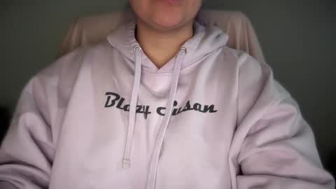 sweetssmashed online show from April 10, 9:08 pm