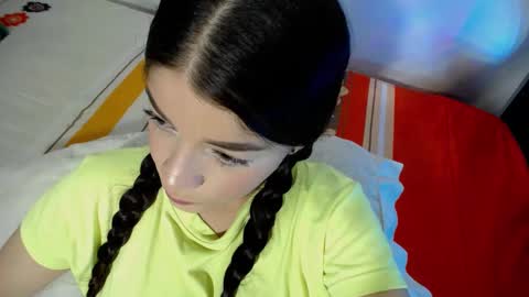 Snapshot of sweett_ale_ chatting on March 8, 7:20 pm Al online show from March 8, 7:20 pm