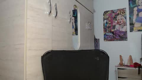 sweett_candy1 online show from November 22, 1:59 am