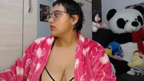 sweett_candy1 online show from January 15, 3:00 am