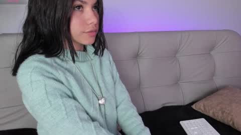    online show from January 7, 4:37 pm