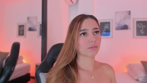 Snapshot of sweettammy_ chatting on February 12, 7:45 pm Tammy online show from February 12, 7:45 pm